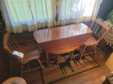 Drop leaf gate leg table with 2 non matching oak chairs