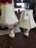 2 porcelain lamps
