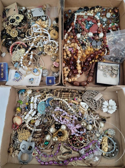 Costume jewelry, necklaces, earrings, broches, bracelets, and more