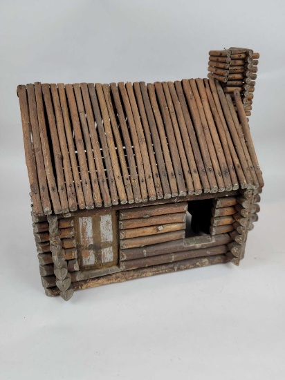 Toy log cabin