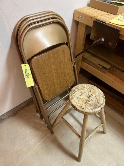 (4) folding chairs, stool