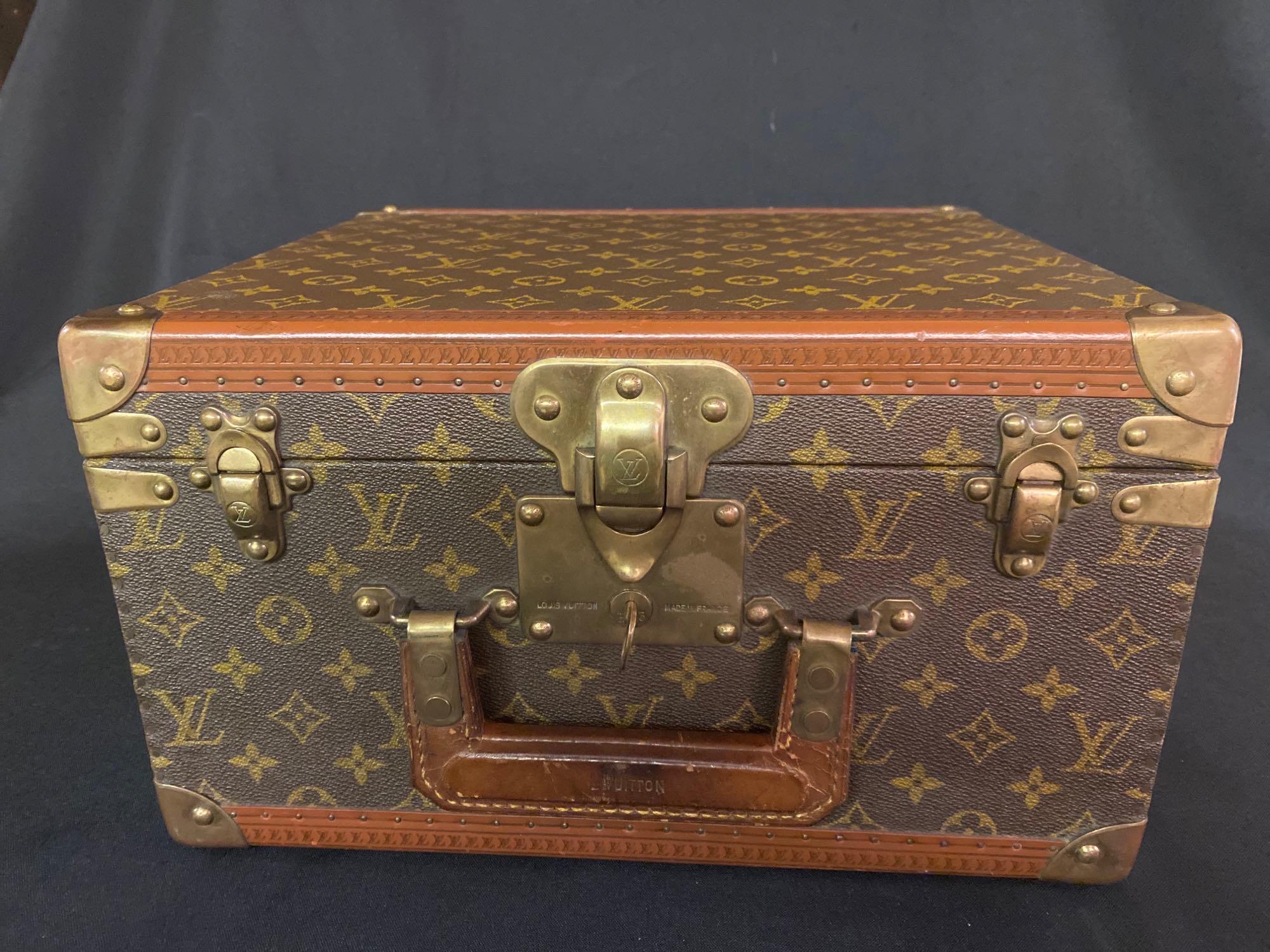 Louis Vuitton travel hat box, made in France. Has