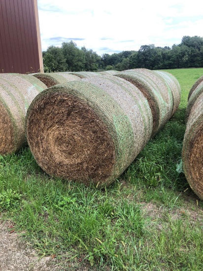 2022 second cutting alfalfa Timothy mix. Net wrapped, bid times four