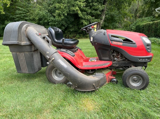 Craftsman YT 3000 Riding Lawn Mower