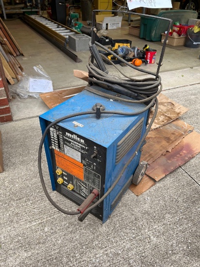 Miller Thunderbolt AC/DC Welding Power Source