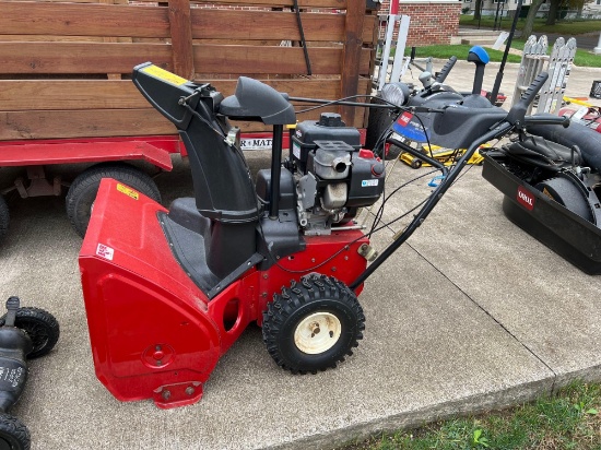 Toro Power Max 826 OXE Snow Blower