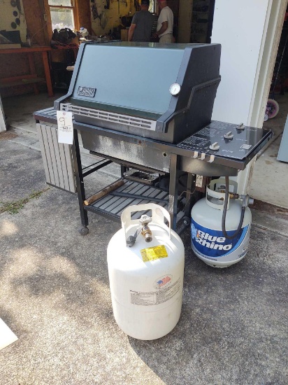 Weber Propane Grill w/ Extra Tank