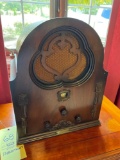 Vintage Paramount Radio