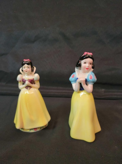 Pair of Snow White figures