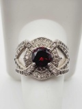 Gent's sterling silver and garnet ring, size 10.5