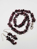 Garnet beaded necklace and drop earrings