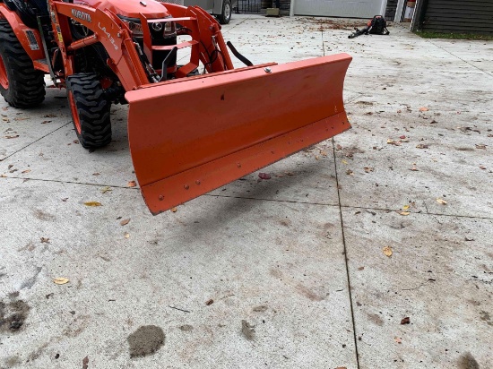 Kubota B2673 Snow Blade