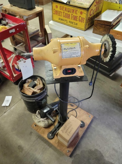 Central Machinery 8 inch buffer on stand with accessories and hand buffer