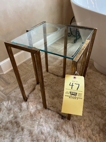 22" Glass Top End Table