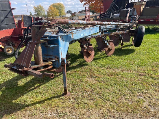 Ford 142 5bottom plow