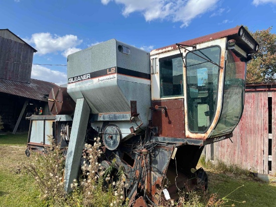 gleaner L2 combine parts/scrap