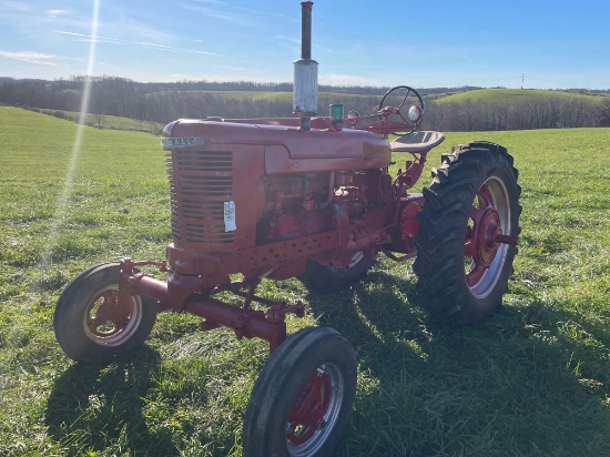 Farmall M wide front been sitting in barn parked 3yrs ago