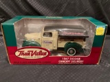 Ertl 47 Dodge canopy delivery bank