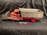 Wyandotte truck with loader and dump bed, plastic cab