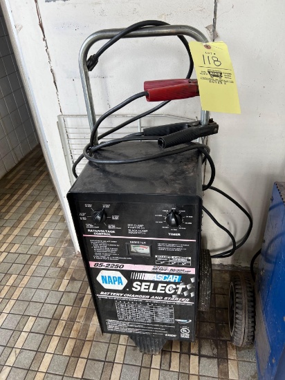 NAPA Battery Charger