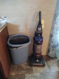 Hoover Windtunnel Rewind Vaccum and Trash Can