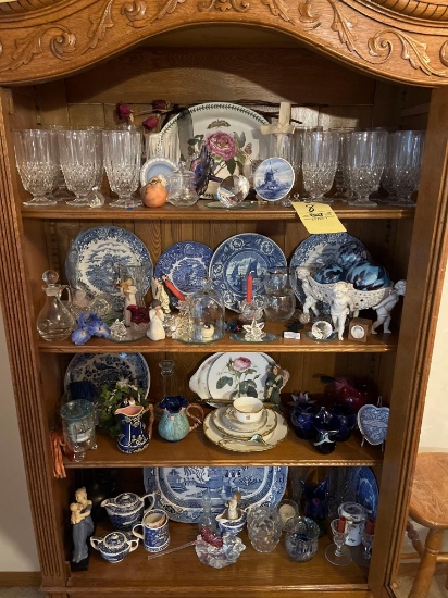 contents in china cupboard