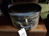 Early hatbox