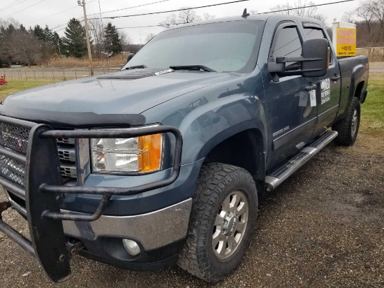 2013 GMC 2500HD gas pickup, runs