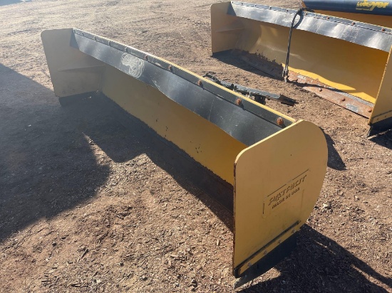 9.5 ft. Patriot Push Box ? Power Angle with skid steer mount plate