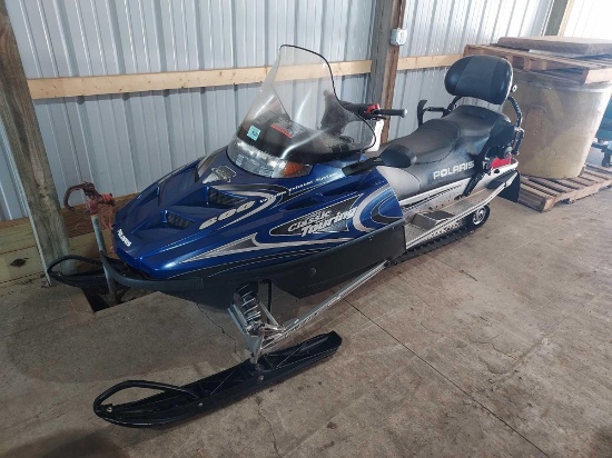 Polaris 600 Classic Touring Snowmobile.(WITH CERTIFICATE OF ORIGIN)..