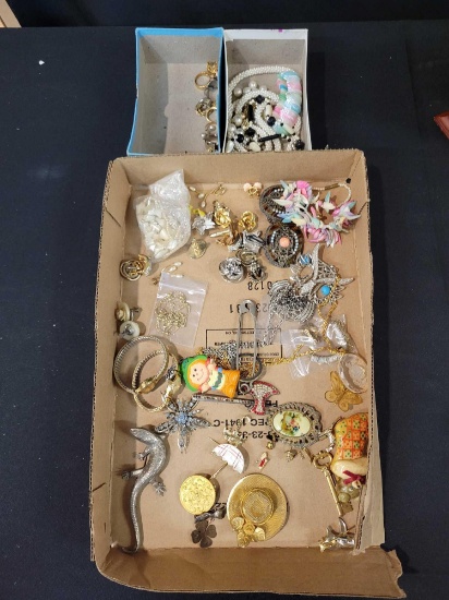 Box of assorted costume jewelry, watches, earrings, broaches