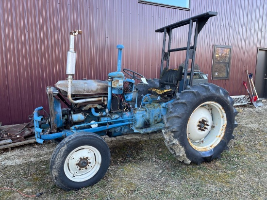 Ford 2600 diesel tractor