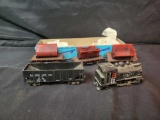 HO Santa Fe AT&SE engine and tender with 3 dump hoppers