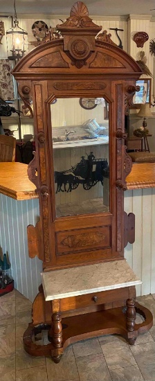 Victorian Hall bench and mirror