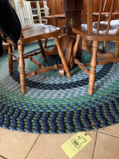 round woven rug