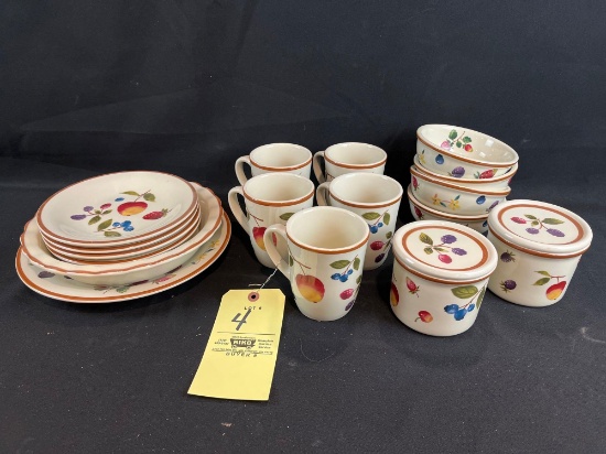 Longaberger dishware set