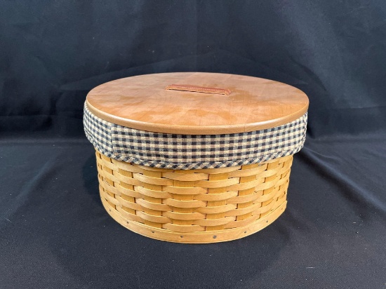 2004 Longaberger hat box