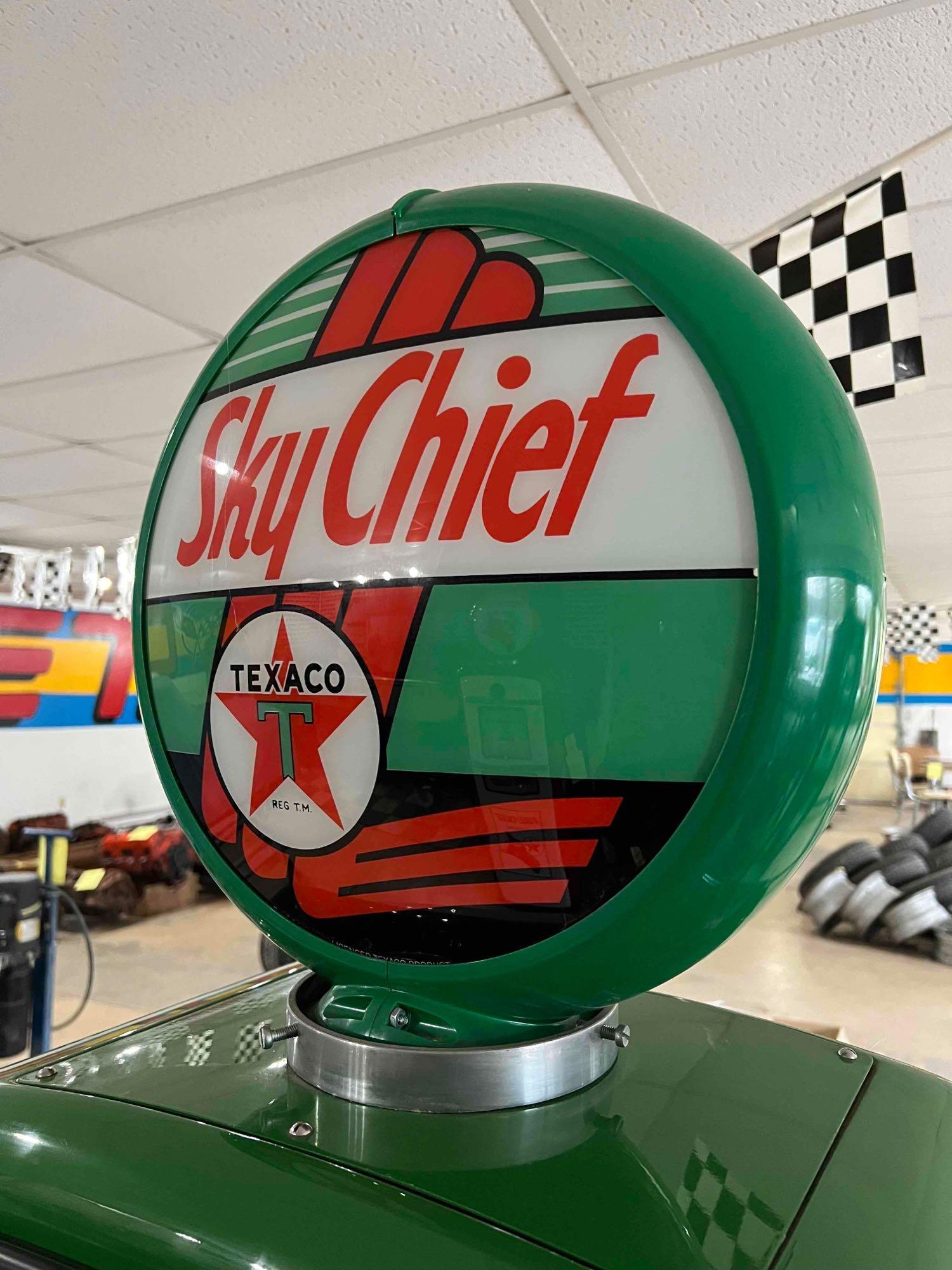 Texaco - Texaco Sky Chief Logo - Enseigne en émail