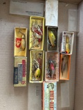 6 antique fishing lures in boxes