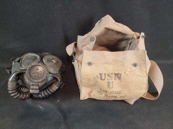 WWII WW2 USN U Mark IV Gas Mask and Bag US Navy