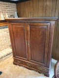 Mahogany finish press wood tv cabinet