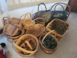 Group of assorted modern unmarked baskets