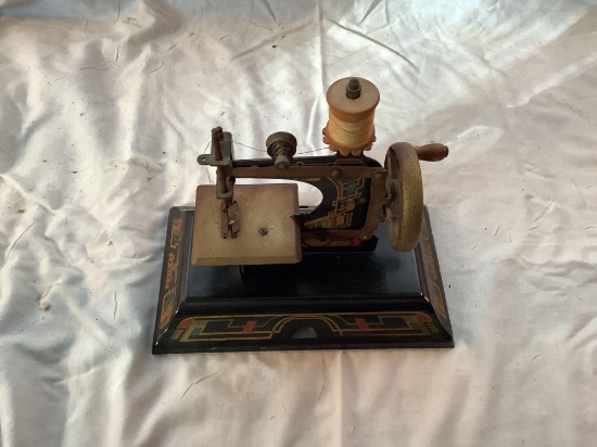 Casige Toy Sewing Machine