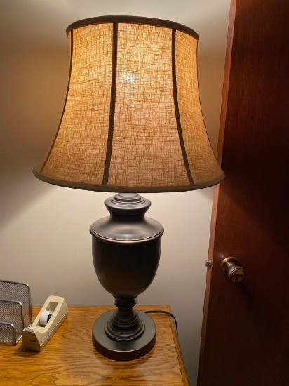 2 Matching table lamps