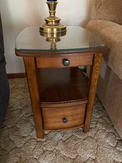 2 matching End tables