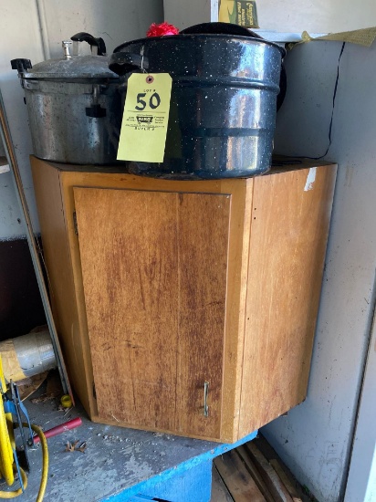 Pressure cooker - Cabinet lot