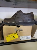 simple boots mens 10