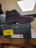 clarks boots mens 9.5