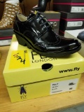 Fly shoes, 38