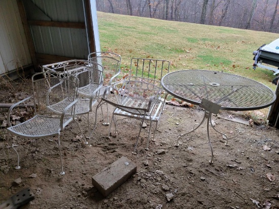 patio table with chairs and extras